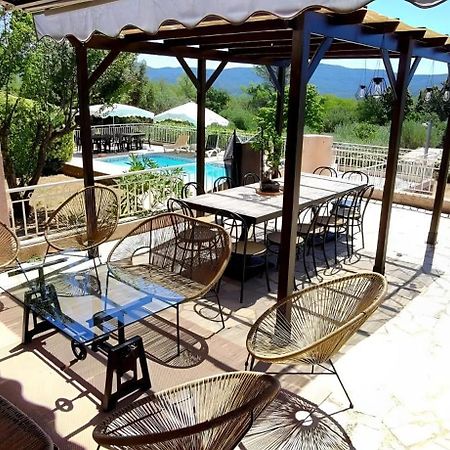 Au Petit Bonheur Villa Carnoules  Eksteriør bilde